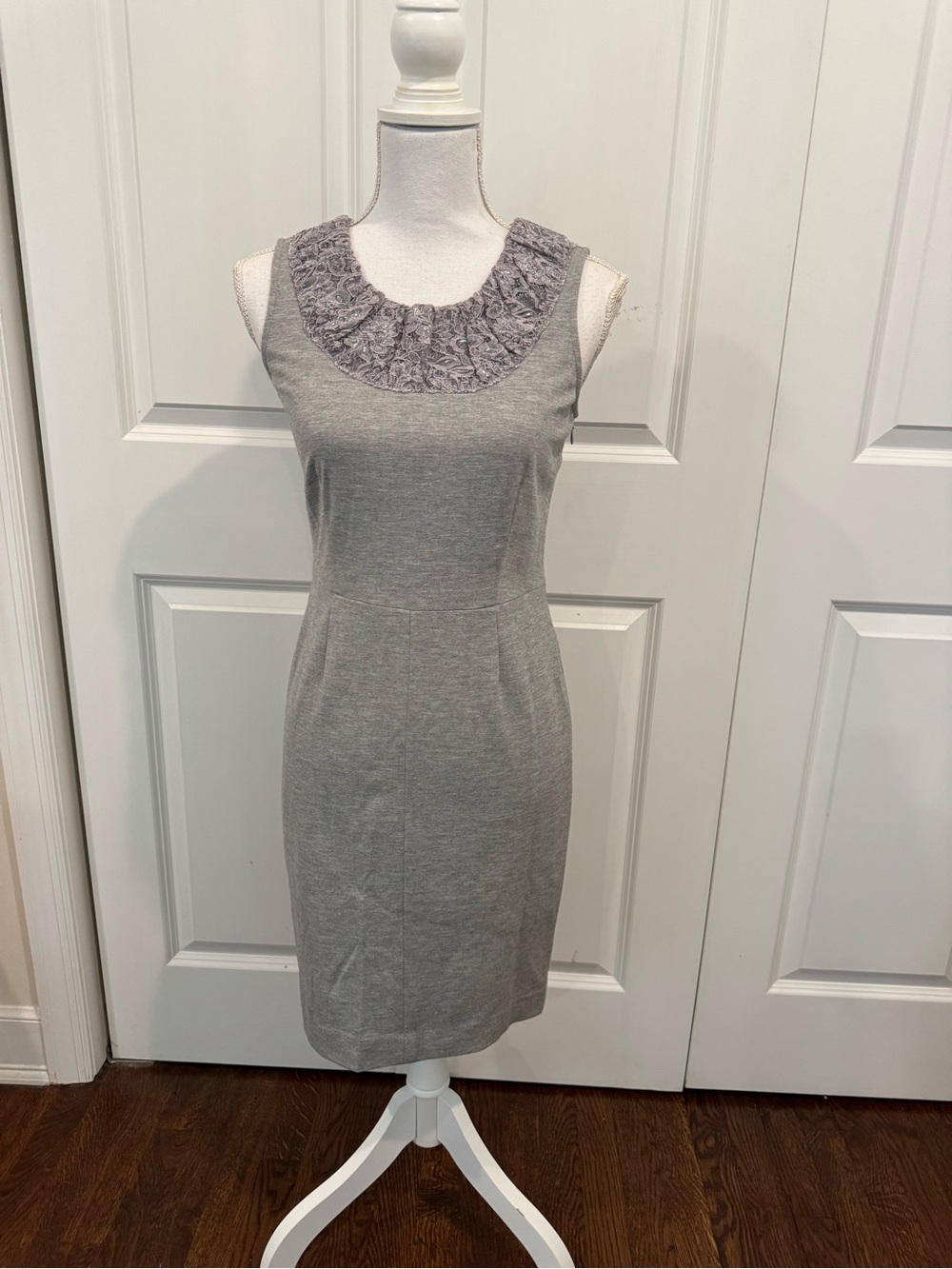 Banana Republic Gray Lace Collar Sheath Dress Size 2 Mad Men Style